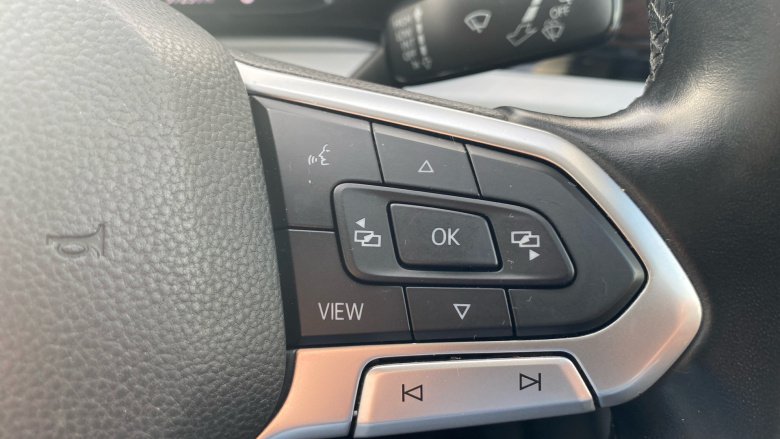 Volkswagen Golf 1.0 TSI Life 5dr Petrol Hatchback